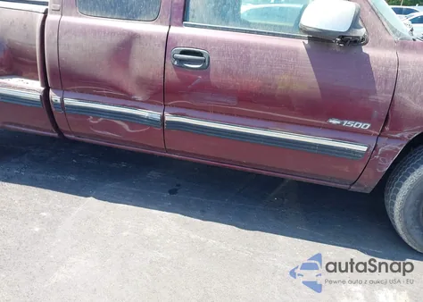 2001 Chevrolet Silverado 1500 Ls z USA, uszkodzony, nr VIN 2GCEC19T811170493